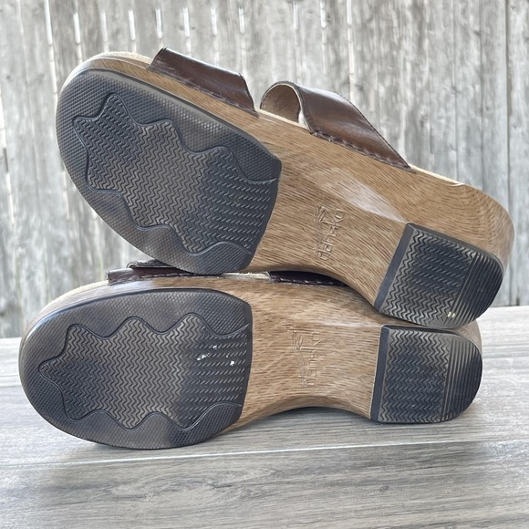 Dansko Sophie Sandals Women 8.5 39 Brown Leather Wedge Buckle Strap Slide Shoes - Picture 5 of 14